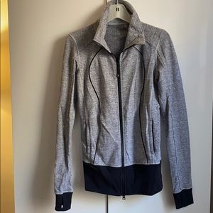 Lululemon zip up size 6 EUC